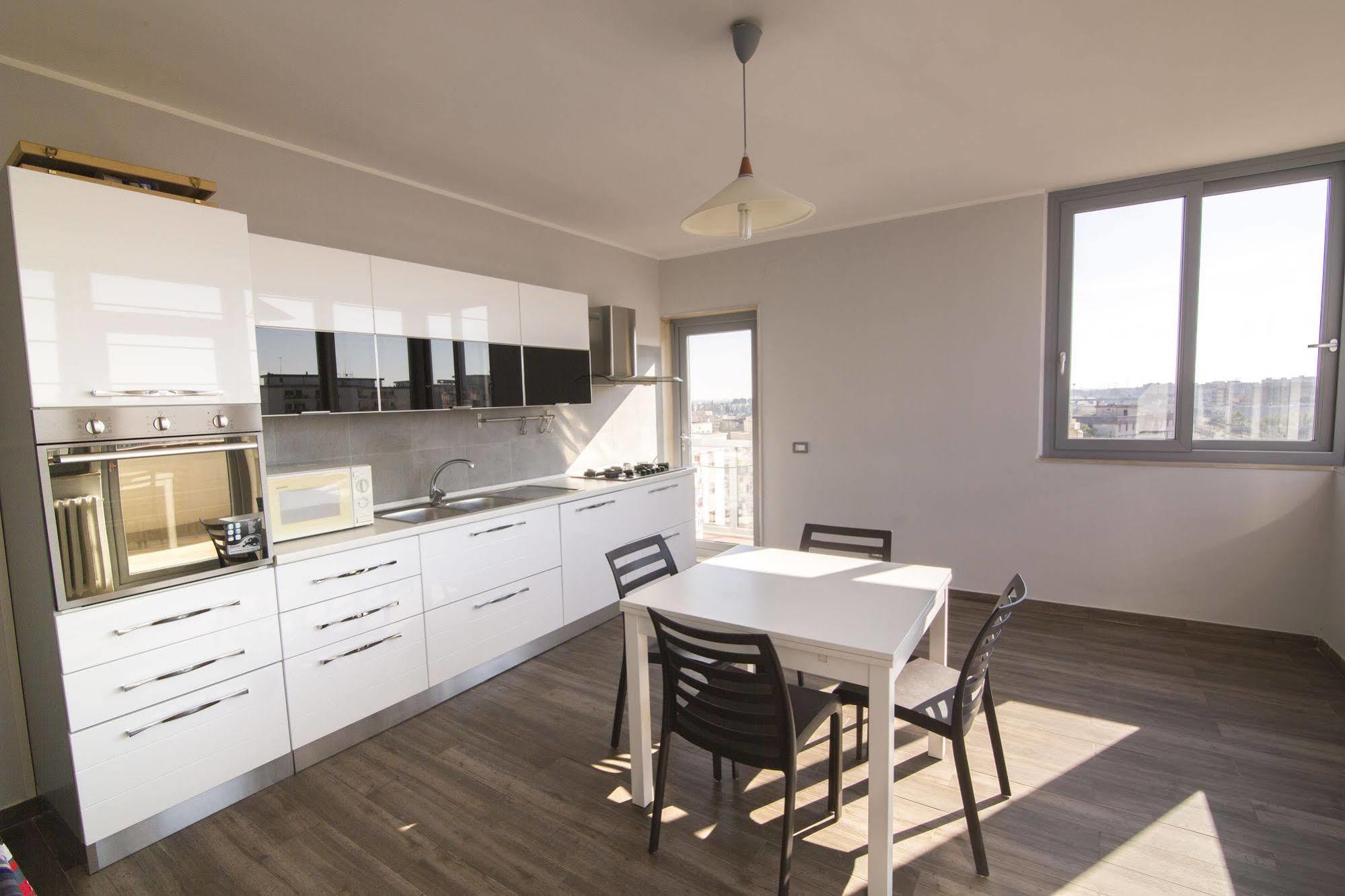 Penthouse Station Luxury Suites & Apartment Brindisi Kültér fotó