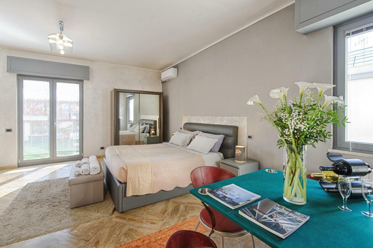 Penthouse Station Luxury Suites & Apartment Brindisi Kültér fotó